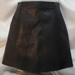 EUC Zara Vegan Leather Mini Skirt Black Size Sm